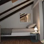 House Tina *